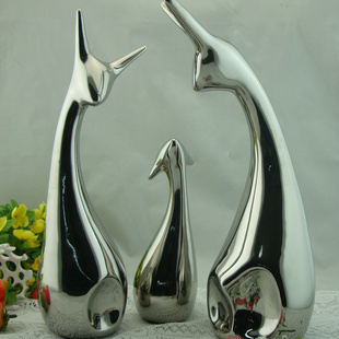 温馨家庭象征 350元混批鹿陶瓷工艺品摆件